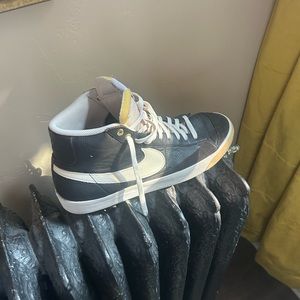 Nike Blazer Mid ‘77 Vintage Velvet Brown